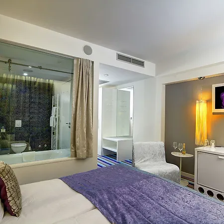 Luxe 4*
