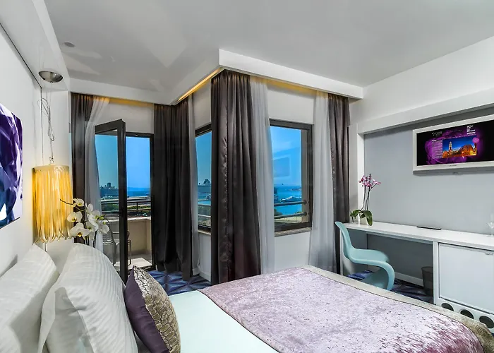 Luxe 4*