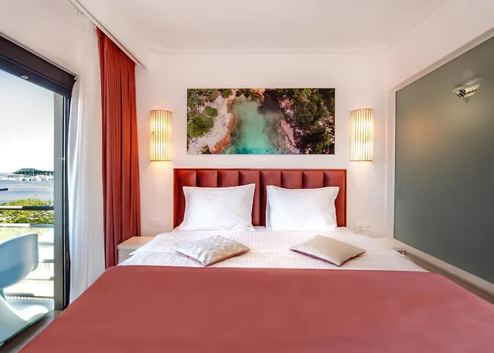 Luxe Szálloda