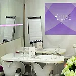 Luxe Отель