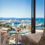 リュクセ スプリト