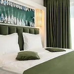 リュクセ 4*