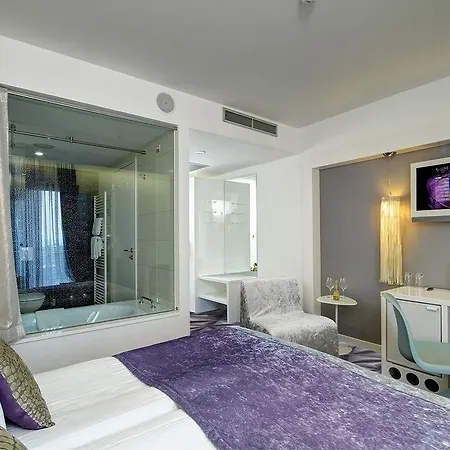 룩스 4* 스플리트