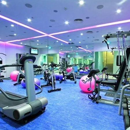 Отель Luxe 4*