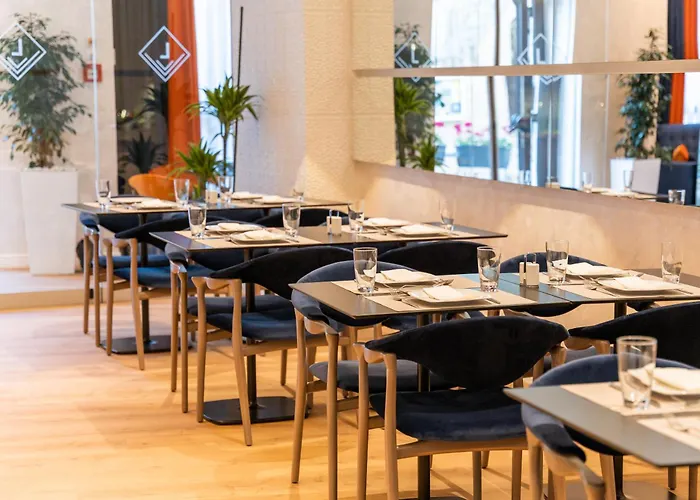 リュクセ 4* スプリト