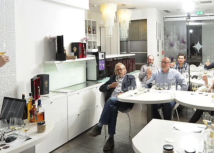 ホテル リュクセ 4*