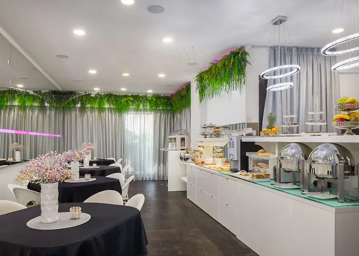 リュクセ ホテル 4*