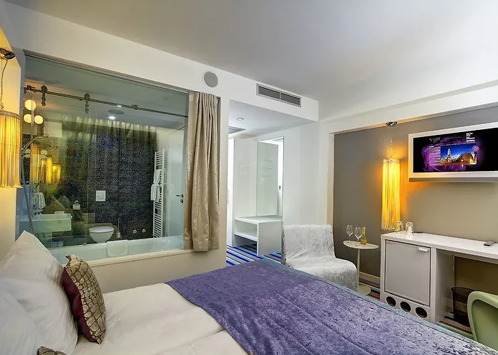 Luxe 4*